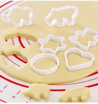 6Pcs/Set Plastiko Slapukas Formų Mielas Animacinių filmų Gyvūnų Sausainių tešlą Pjovimo Vaikai Minkštas Cukraus, Šokolado Virtuvės Dekoravimo Įrankiai