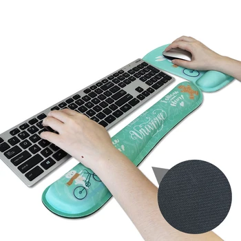 Klaviatūros mygtukai ir riešų pelės mygtukai paramos kompiuterio atminties putos anti-slydimui pelės mygtukai nešiojamas kompiuteris