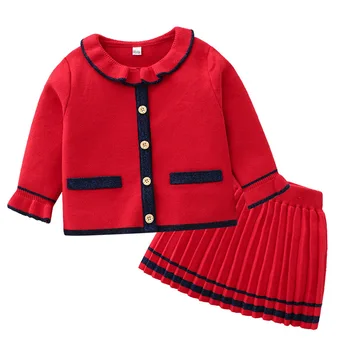 Nauja vaikų mergaičių žiemos drabužių raudona ilgomis rankovėmis Apvalios kaklo medvilnės megzti megztinis Megztinis kailis ir plisuotos juostelės Pusė sijonas rinkinys