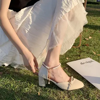 Sandalai moterims vasaros viduryje kulno 2021 naujų perlų storas kulnas pasakų arti kojų word press 