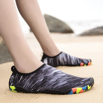Vasarą vandens batai vyrams ir moterims, plaukimo batus, vandens paplūdimio bateliai vyriški didelio dydžio sportiniai bateliai spalvinga juostelės